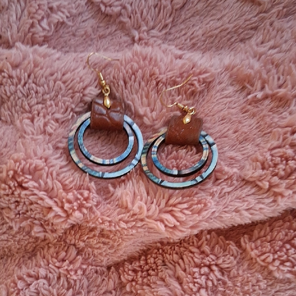 Elegant Brown and Blue Hoop Earrings